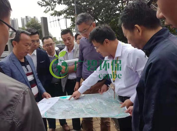 大良街道、順控環(huán)保水務(wù)等領(lǐng)導(dǎo)到金陡涌黑臭水體治理現(xiàn)場視察工作(圖1)